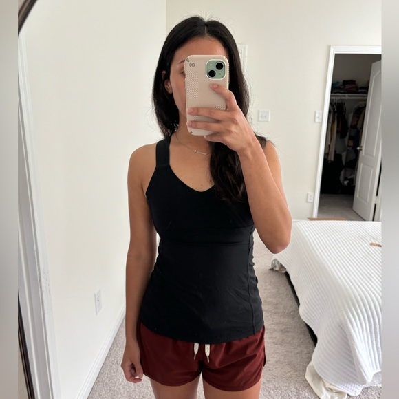 Lululemon Tank - Picture 1 of 6